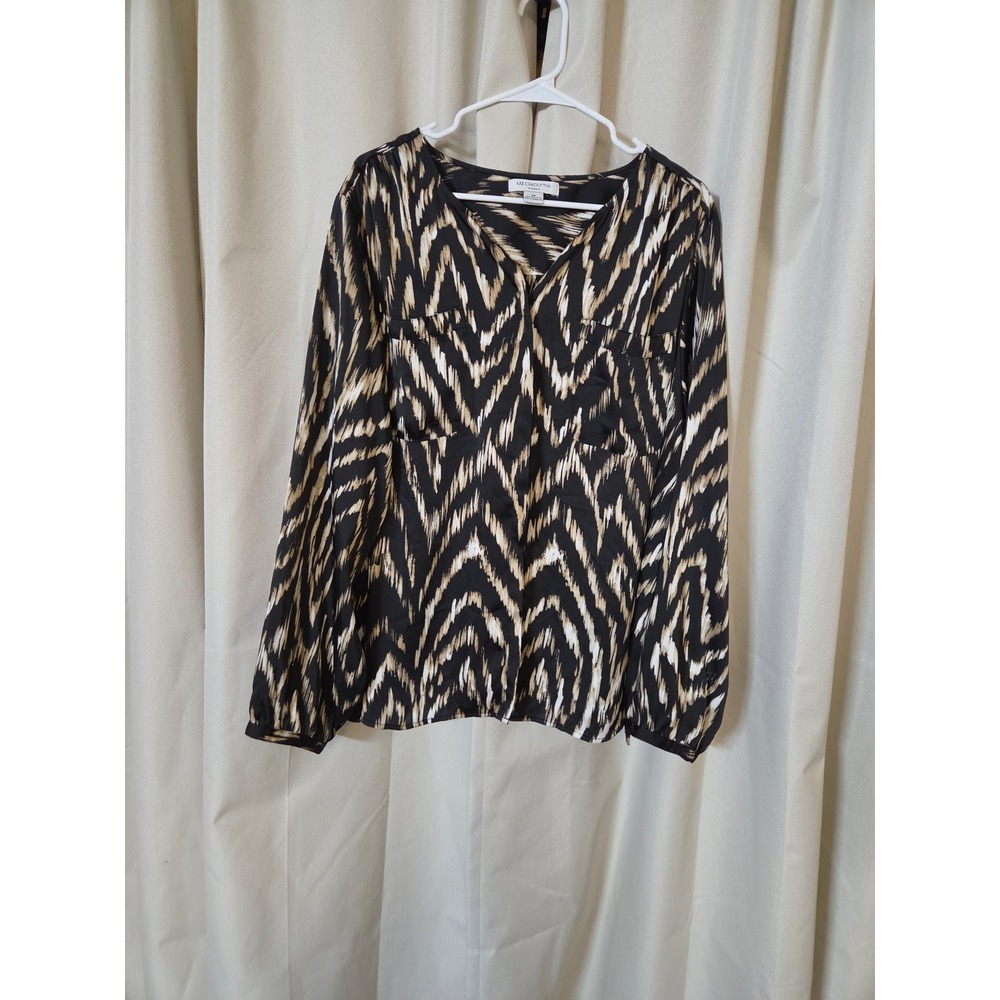 Liz Claiborne Woman 3X Ikat Chevron Blouse Black Tan Long Sleeve Pockets